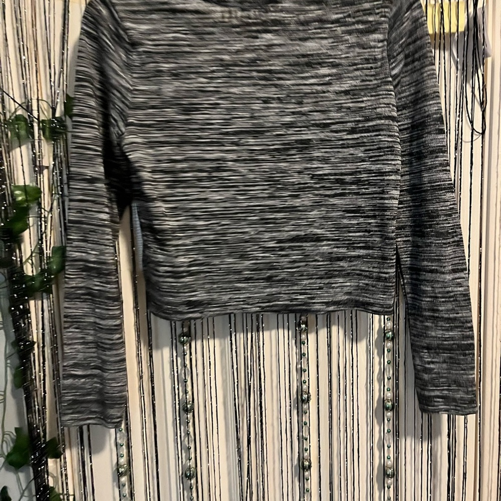 Crop top - Picture 3 of 3